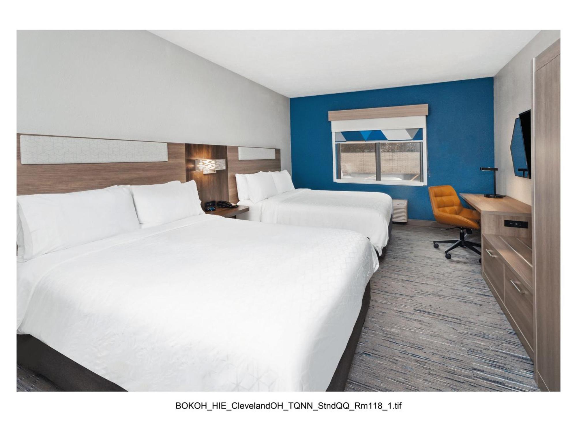 Holiday Inn Express Cleveland Airport - Brook Park By Ihg Exterior foto